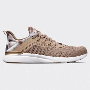 APL Techloom Tracer Sneakers Women's in Almond Caramel Tie Dye 6.5